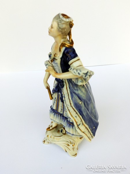 Volkstedt baroque lady porcelain statue