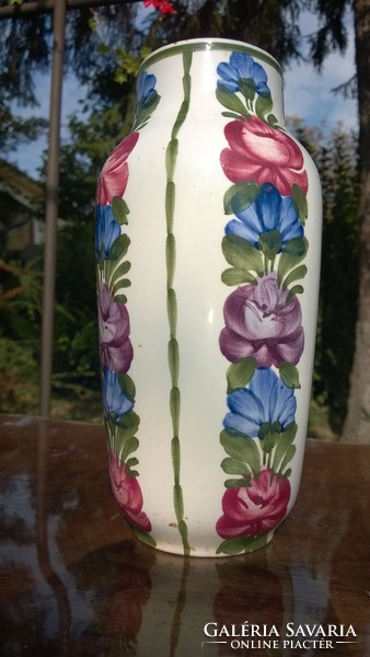 Kispest - antique porcelain vase - decorated with folk motifs - intact beautiful pieces.