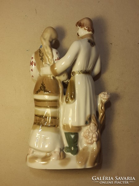 Régi orosz porcelán szerelmes pár szobor,, 26 cm-es, ritkaság.