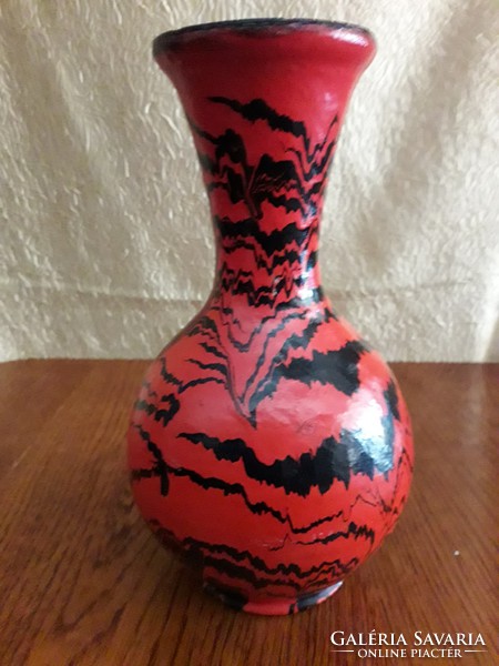 Retro hibatlan váza
