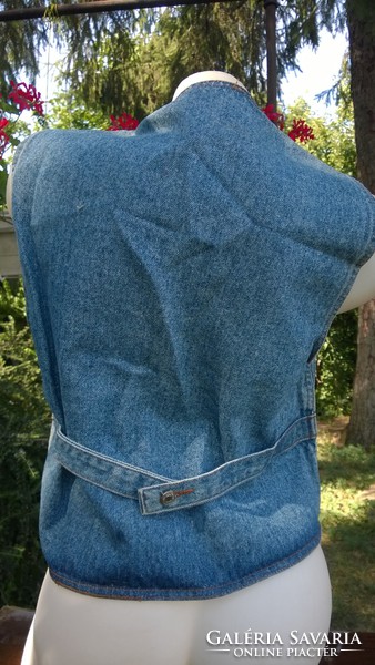 Denim vest with 2 pockets, size 36/38