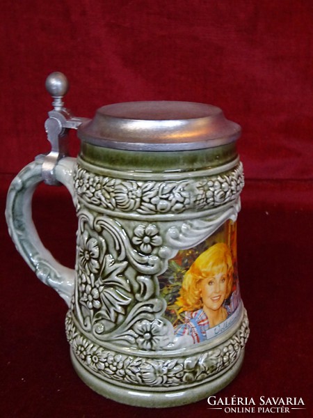 German ceramic beer jug with zinc lid, 14.5 cm high. He has!