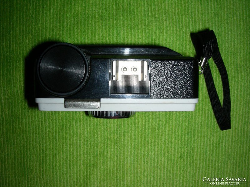 Kodak instamatic 33 retro camera