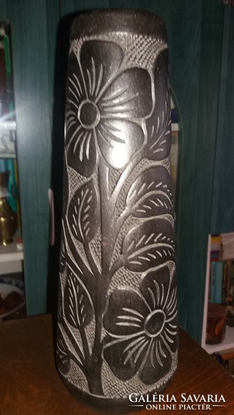 Fekete kerámia nagy váza (29,5 cm)
