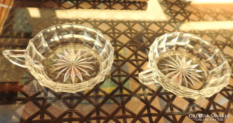 A pair of old polished glass serving bowls with handles