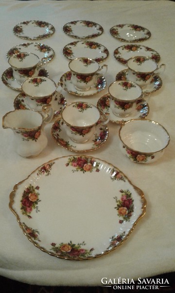 Royal Albert set, tea / cookie for 6 people