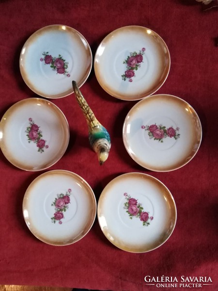 Zsolnay  tányérok, antik,  lüsztermázas  süteményes, ritka szép mintával (pohár alátét tányérok)