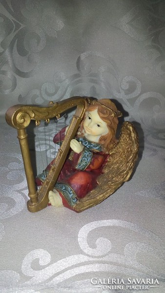 Harping angel