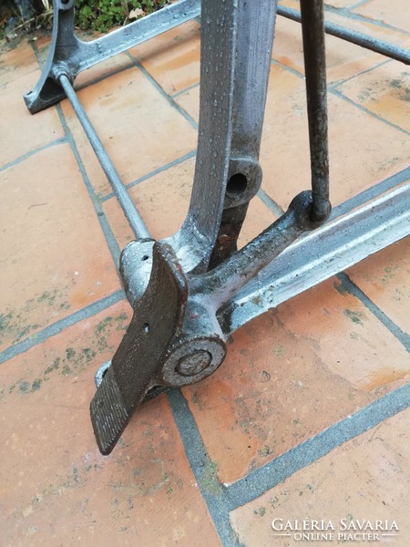German vintage industrial isis cast iron drafting table artist painting easel