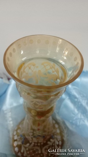 Festett kecses üveg váza