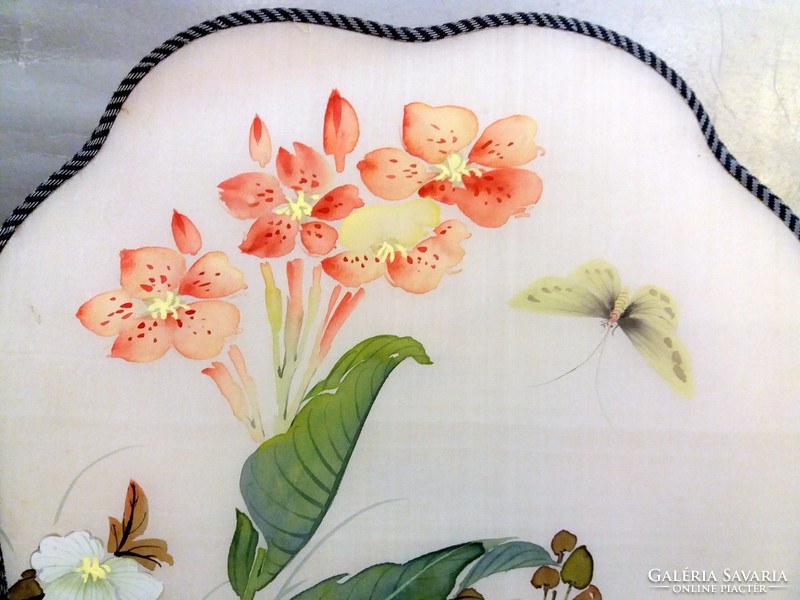 Antik festett selyem legyező madárral, virággal, pillangóval