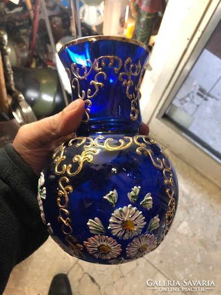 Nagyméretű, szecessziós gyönyörű, üveg váza, 22 cm-es.