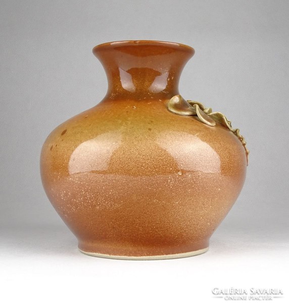 0Y620 Retro barna kerámia váza 15.5 cm