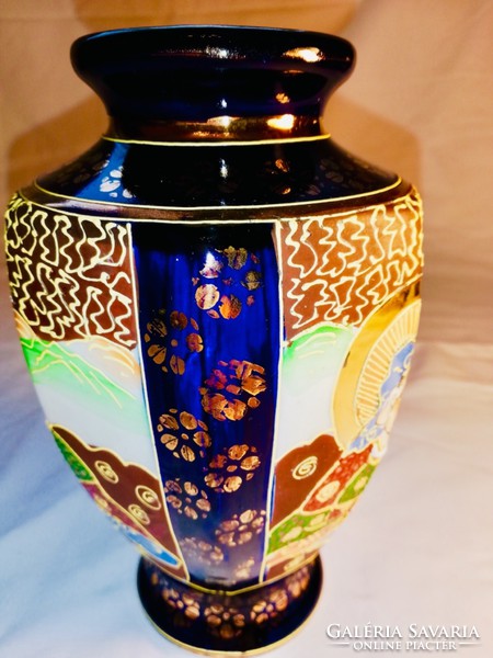 Original Japanese vintage satsuma vase