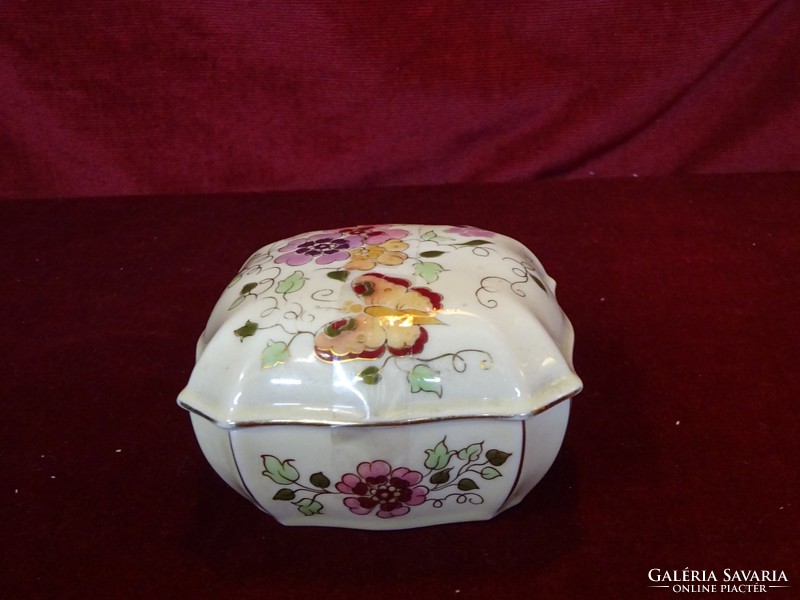 Zsolnay porcelain bonbonier with butterfly pattern, showcase quality. He has!