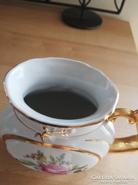 Karlovy vary gilded porcelain cup