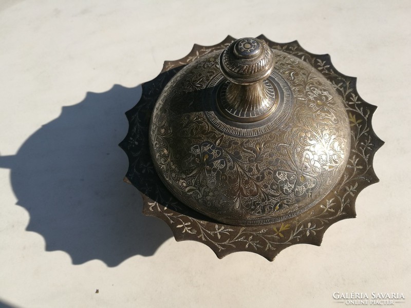Copper bonbonier with lid, jewelry holder