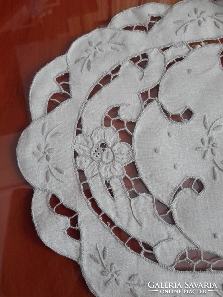 Hand embroidered tablecloth, 42 x 28 cm