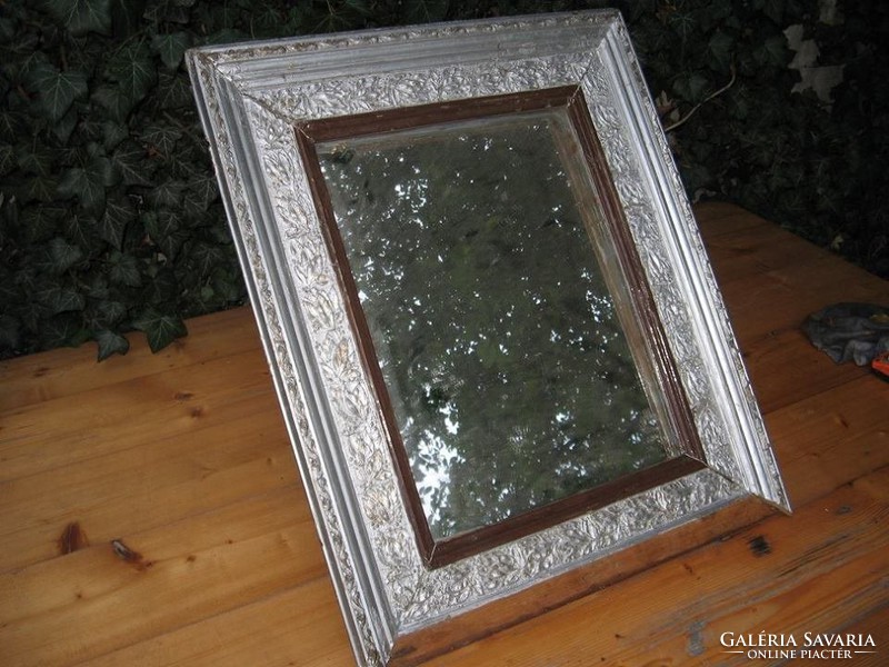 TÜKÖR - AJÁNLATOT VÁROK - 60 x 50 cm - ANTIK - BÉCSI - HIBÁTLAN