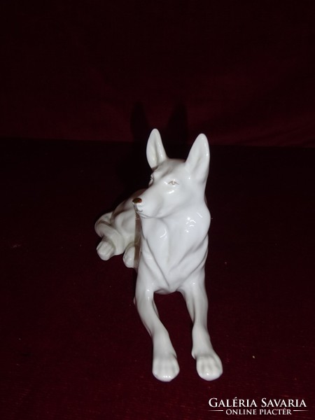 Hollóház porcelain figural sculpture, hand-painted wolfhound. He has!