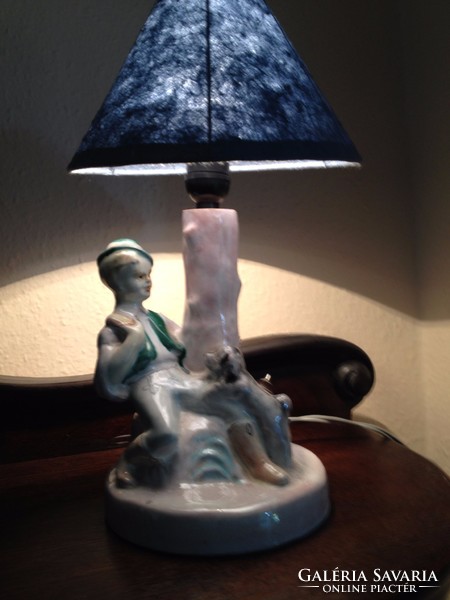 Table lamp decorated with glazed ceramic figurine - Attic