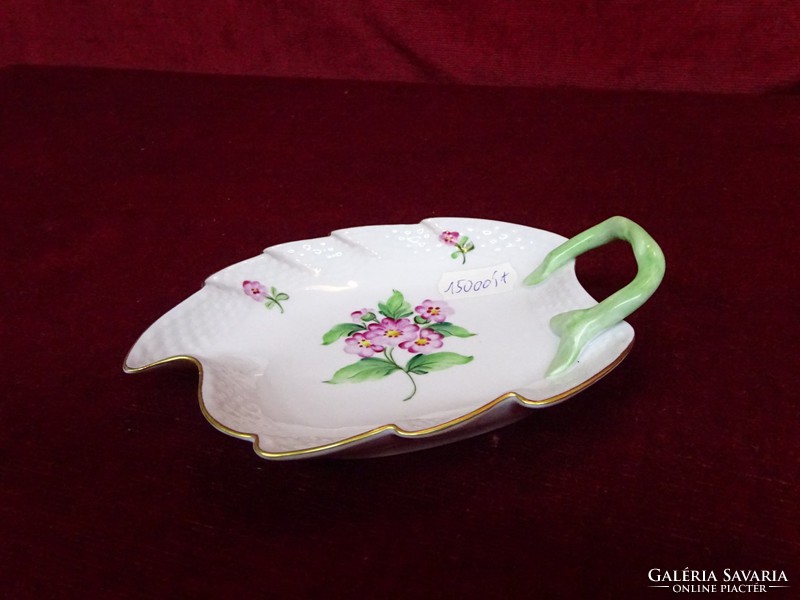 Herend porcelain leaf centerpiece, mark 205/29. He has!