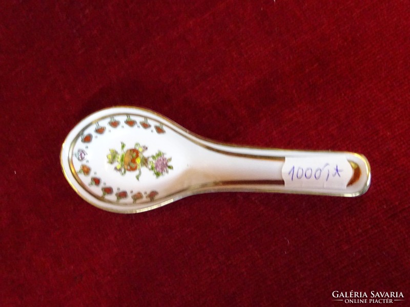 Chinese hand-painted tablespoon, length 13.5 cm. He has!