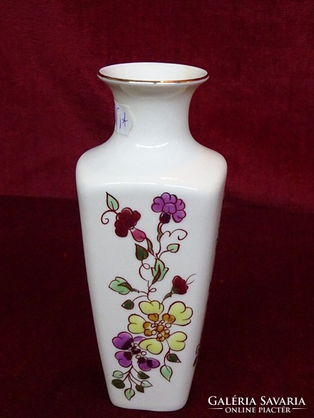 Zsolnay porcelán, pillangó mintás váza, 15 cm magas. Vanneki!