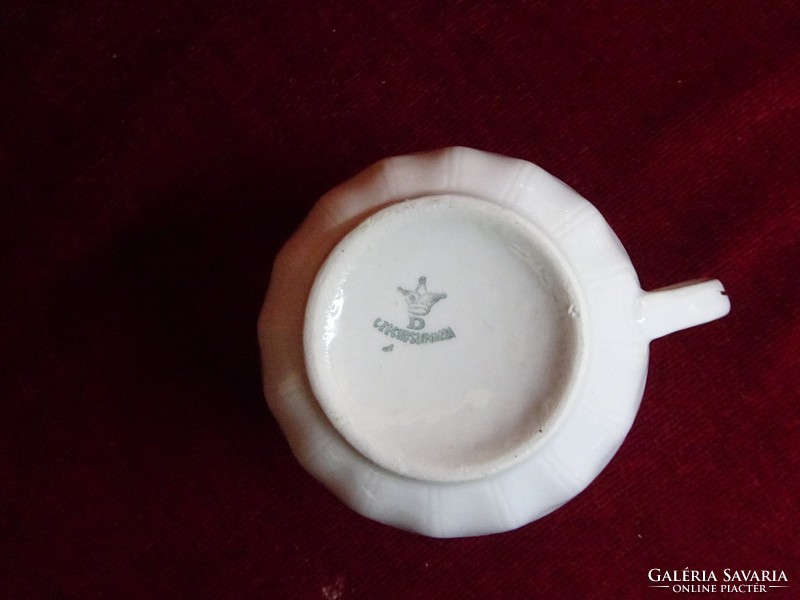 D Czechoslovak teacup, 7.5 cm high, 8.5 cm in diameter. He has!