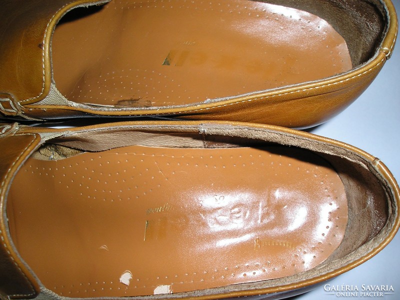 Women's leather shoes - 40's
