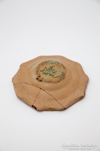 Gorka Géza szarvasos tányér 15 cm, sérült
