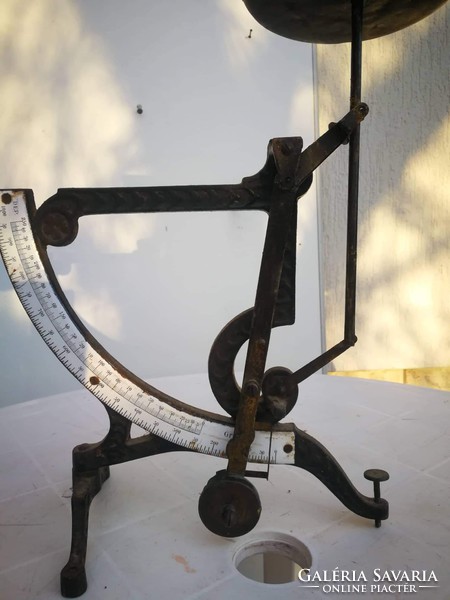 Old, antique scale, letter scale!! Fire enamel. At least 100 years old!!