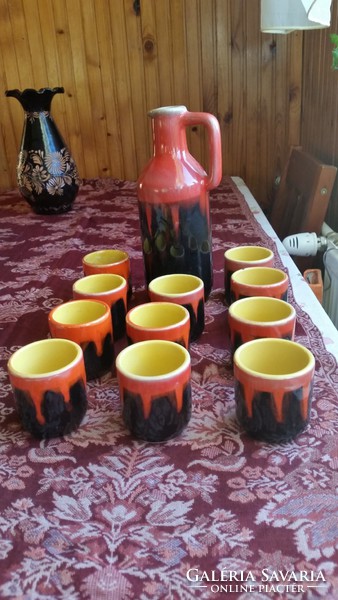 Tófej kerámia boros készlet eladó!Kancsó + 9 db  pohár, italos készlet (Magyarszombatfa-Tófej)