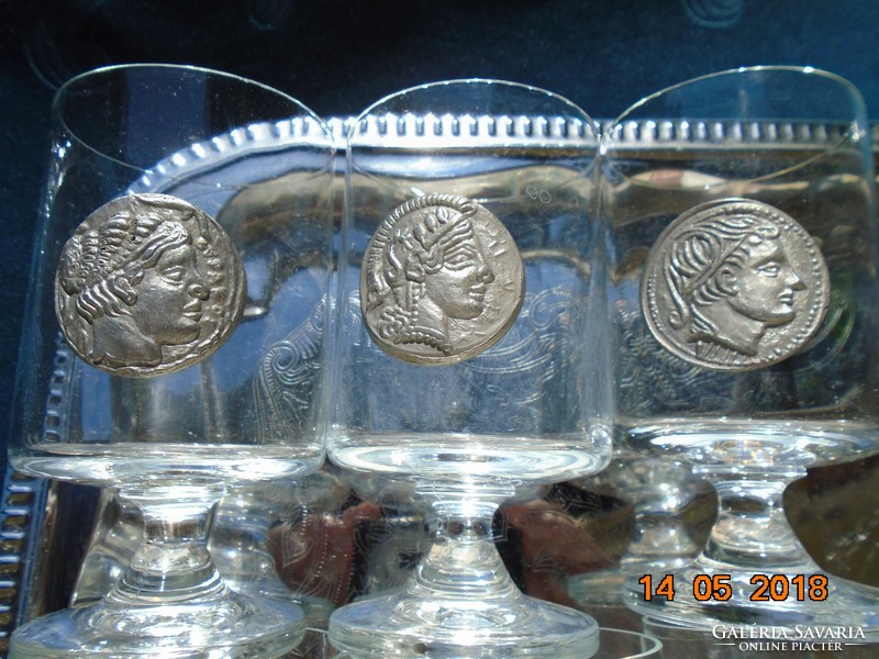RASTAL ZINN-MÜNZEN Antik ón érmék veretével talpas kristályüveg pohárkészlet