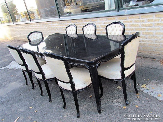 Antique baroque table + 8 chairs (polished)