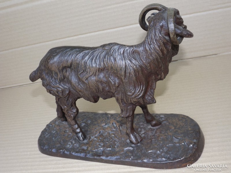 Rare hunter legacy original 1850 cast iron goat statue foundry iron casting
