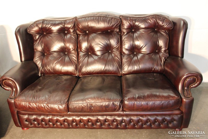 Antique cognac-colored leather chesterfield 3-seater sofa