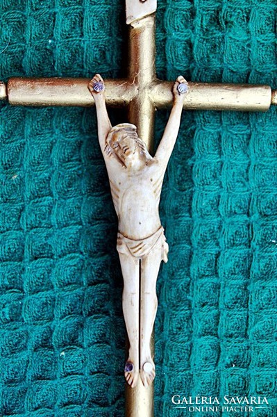 IB. 19. Antik CSONT Jézus Krisztus 9 cm,  26 cm-es talpas feszület, kereszt, korpusz. 1780.