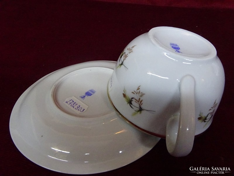 Zsolnay porcelain tea cup + placemat, two-handle cup. He has!