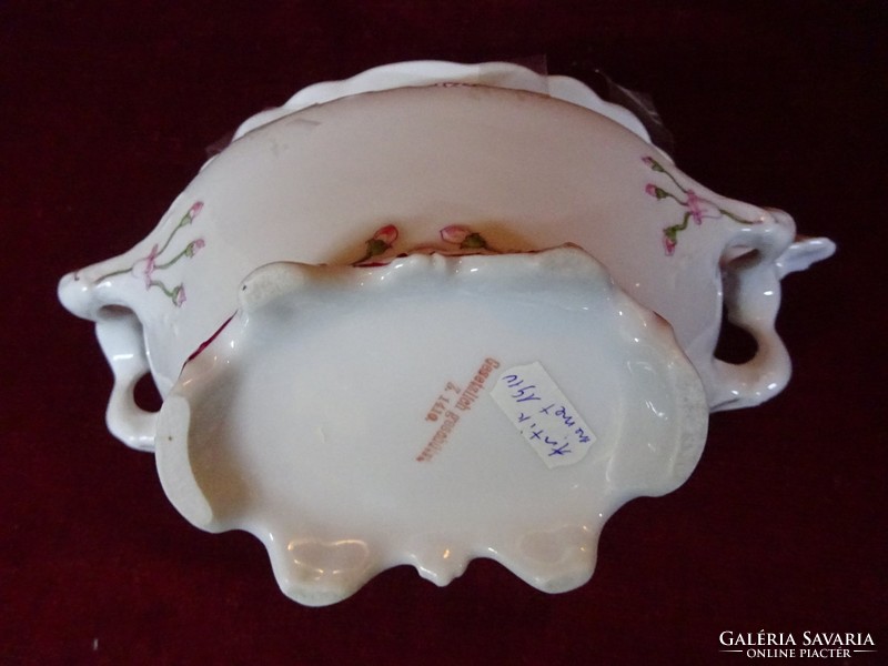 Antique quality German porcelain sauce bowl with spoon, size 21 x 14 x 15.5 cm. He has!