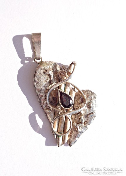 Burgundy polished stone handmade pendant