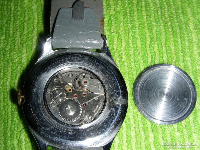 Adeola wristwatch