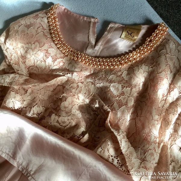 Gyönyörű szép fáradt rózsaszín csipke ruha, tunika Sellei Gabi szalonból 40-42 -es