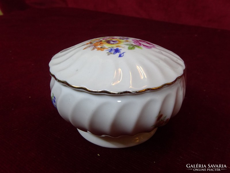 Quality German porcelain round bonbonier, diameter 10 cm. 217 Indicated. He has!