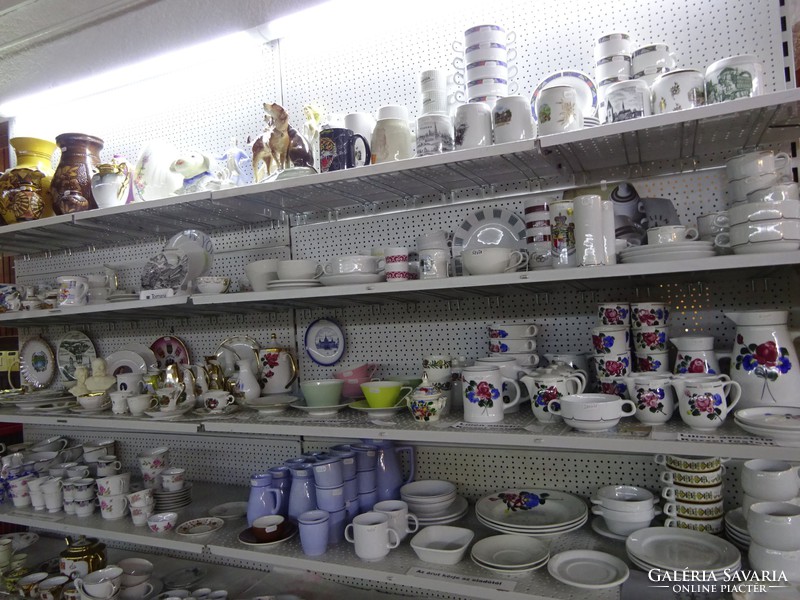 Quality German porcelain mini jug, 14.5 cm high, showcase quality. He has!