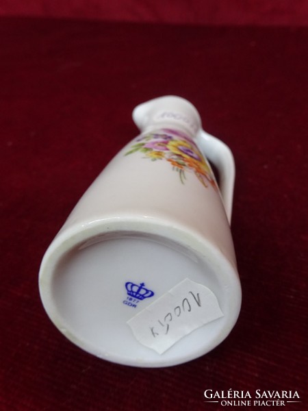 Quality German porcelain mini jug, 12 cm high, showcase quality. He has!