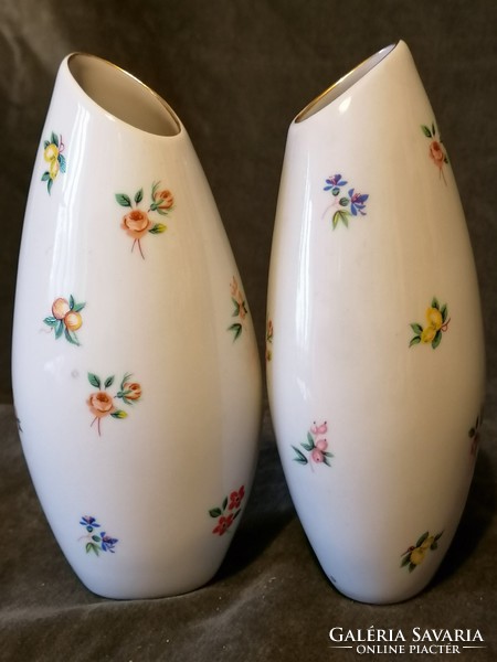Porcelán vázák
