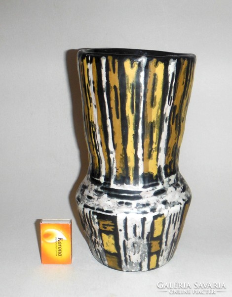 Large Gorka livia painted ceramic vase