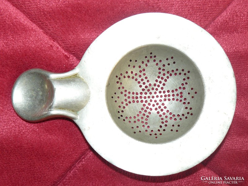 Original Wellner - Jelzett alpakka teaszűrő