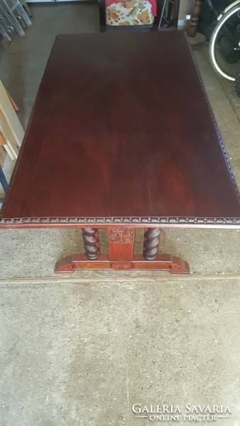 Mahogany solid wood dining table!